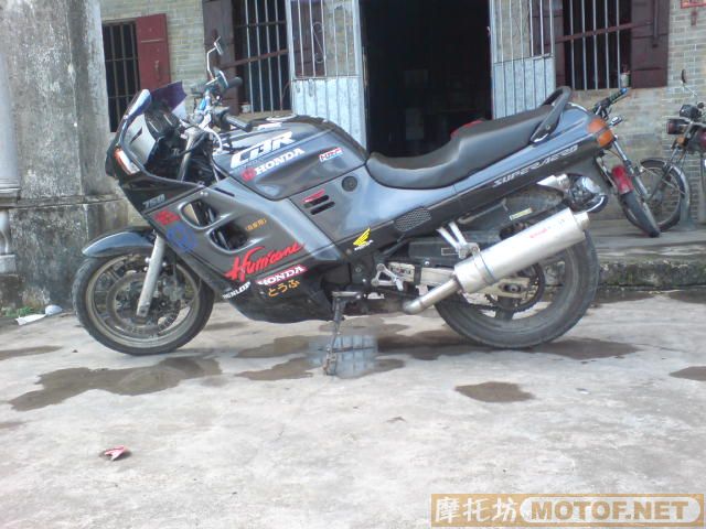 台山卖CBR750一台.6500元