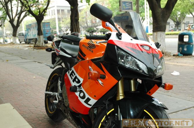 增城新塘代友出05CBR600....42505MM