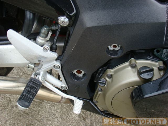 江门代友卖HONDA1100（黑鸟）