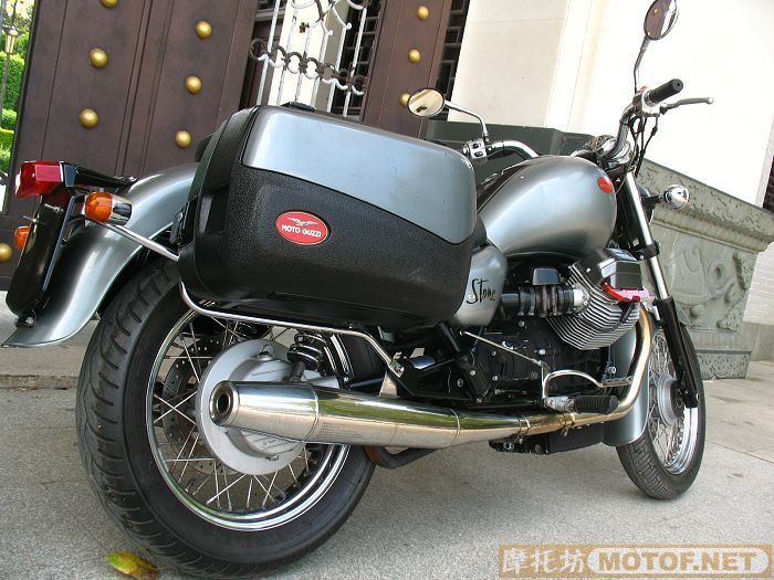 意大利大雄鹰。中国第一台，（1921-2001）01年古其80周年纪念版MOTO GUZZI  1100