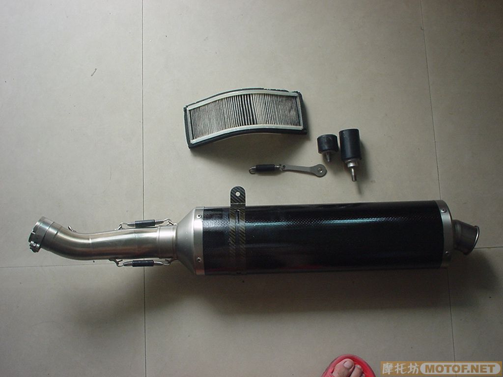 江苏常州3888出售10r用天蝎排气一根