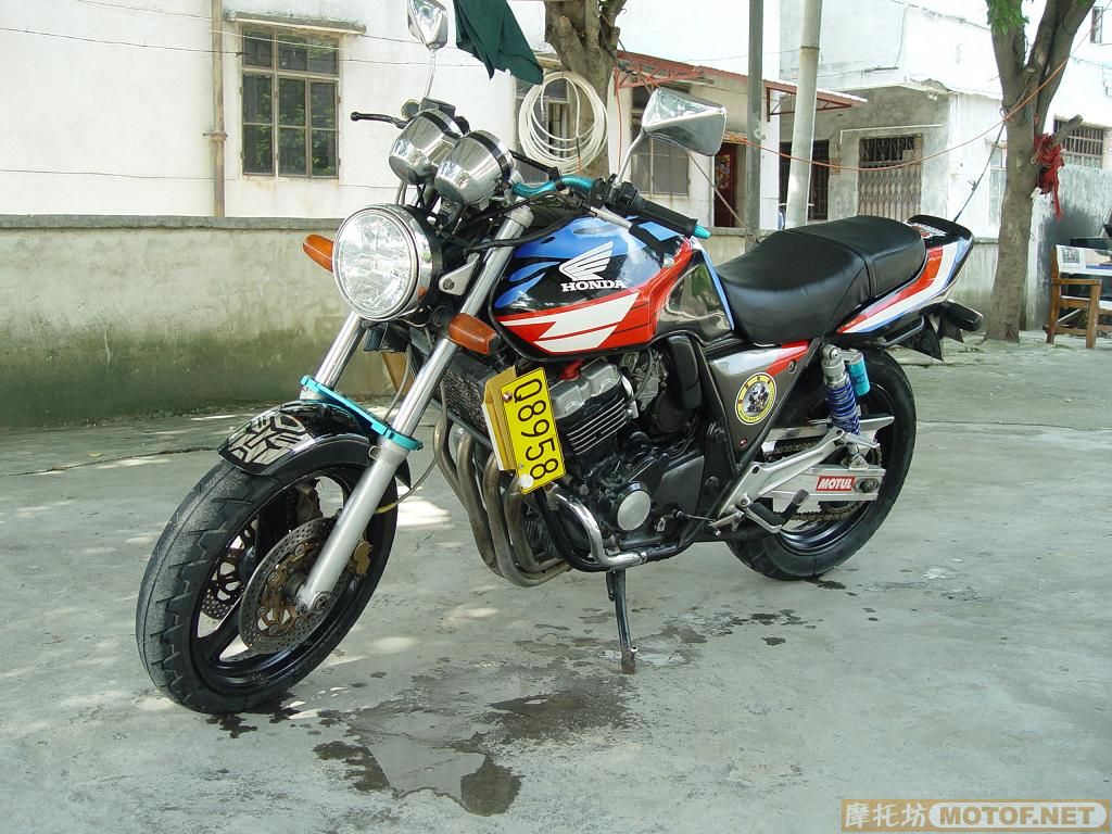 (帮朋友卖)东莞1万卖CB400