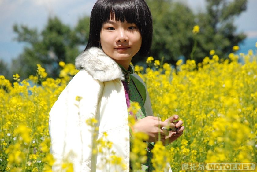 上个月去西藏拍的几张人物