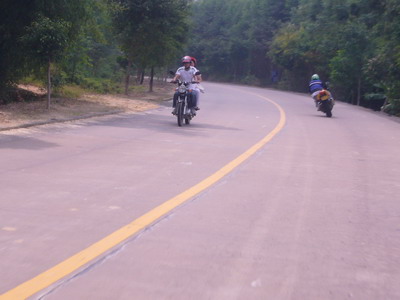 VTR1000.CB1000.CB400游车行
