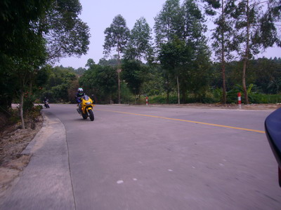 VTR1000.CB1000.CB400游车行