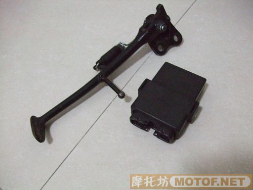 出售真牌证精神29一台（番禺）