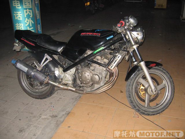 顺德代友出售6台车,XJR400,14800,VFR400,9800,CB400,8600,CB-1.400,7600CBR22.250,8500,74.250,