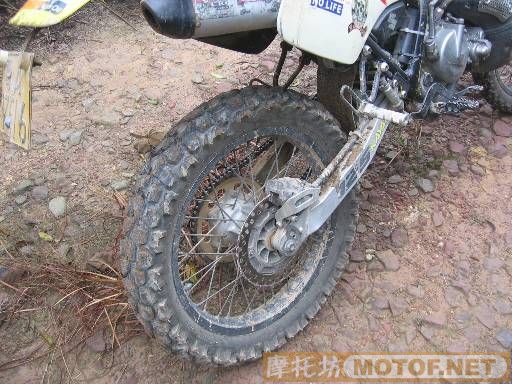肇庆出售96年STR越野125一台6500元。91年CB750N夜鹰9500元。