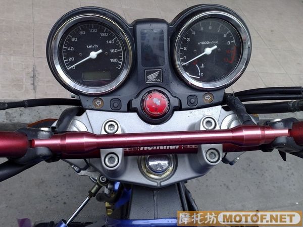 江门荷塘出售本土版大黄蜂900一台41500元（带江门市区通行证）