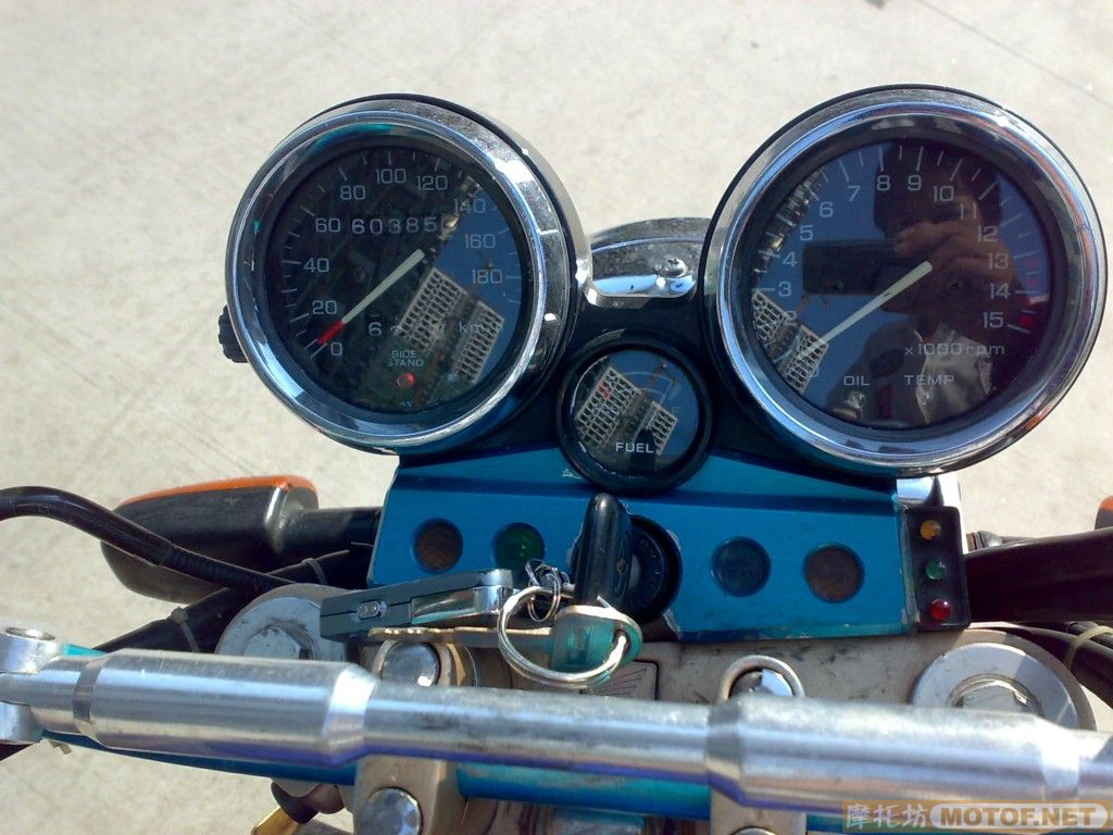珠海１３３００元出售真牌９６ＣＢ４００