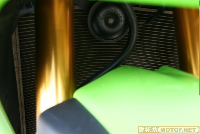 广东韶关出售０５川崎６３６，原版非原漆，天蝎排气，售价４６８００！