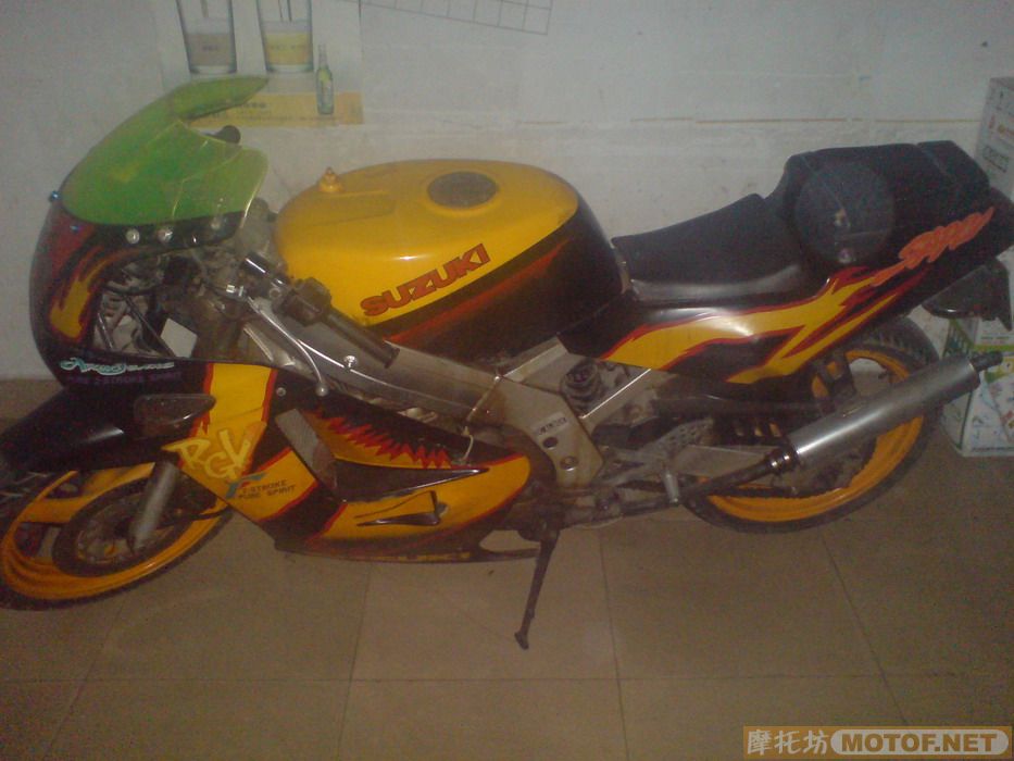 南海5000卖铃木RGV250