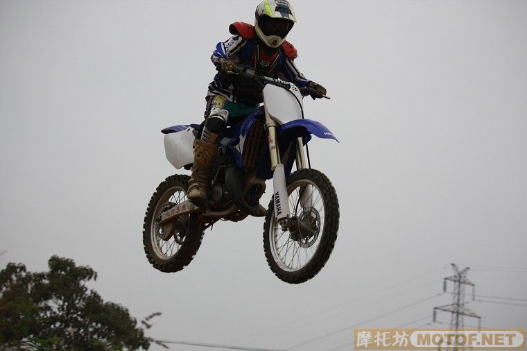 没有XTR的活动，武汉试驾07年YZ125及06年CRF250