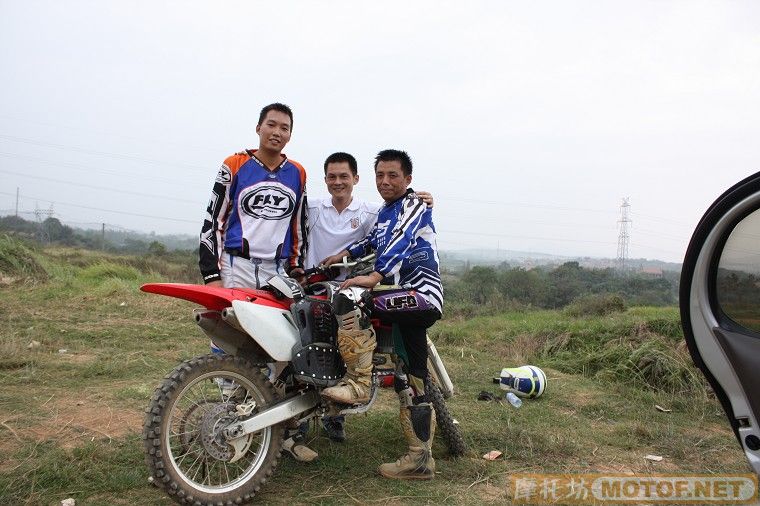 没有XTR的活动，武汉试驾07年YZ125及06年CRF250