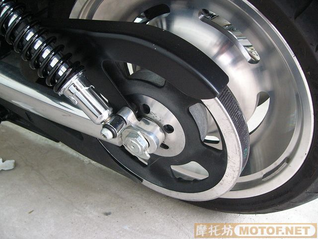 浙江绍兴12万出07年带牌照的哈雷V-ROD（接受换1200RT和GL1800）