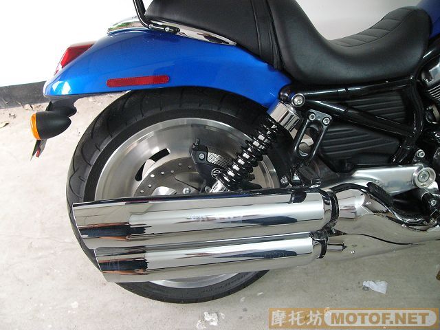 浙江绍兴12万出07年带牌照的哈雷V-ROD（接受换1200RT和GL1800）