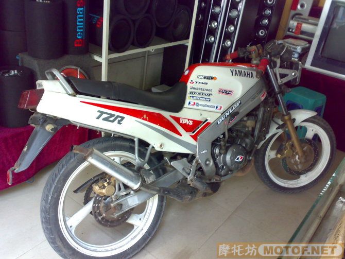 广东湛江出售一台YAMAHA TZR125 2800块