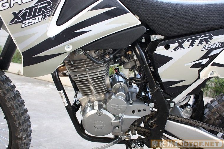 祝贺果汁获取首届嘉纳仕员工越野赛冠军暨果汁私人XTR下线