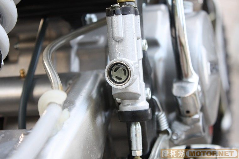 祝贺果汁获取首届嘉纳仕员工越野赛冠军暨果汁私人XTR下线