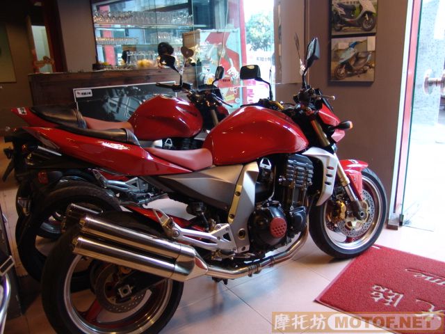 骑士公社与顺德车友参与雅马哈厂家活动