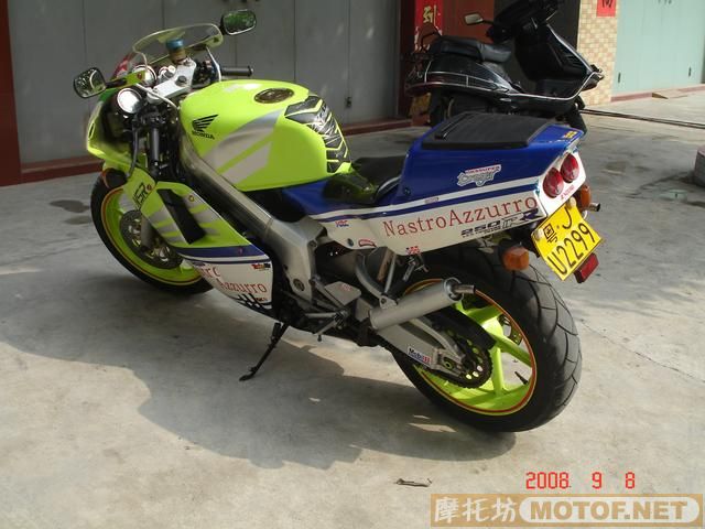 广东恩平代友出售PGM3 和 NSR125 欧版
