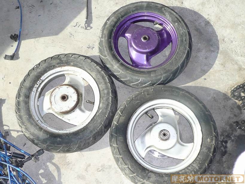 广州花都35-850卖一些摩托零件
