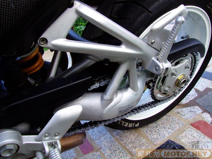 出售 DUCATI  S4R