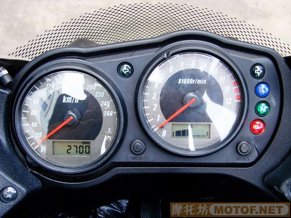 出一手水货Z750S