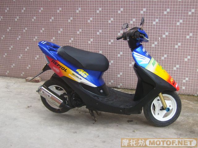 广东出售靓仔ZX34~2600小刀