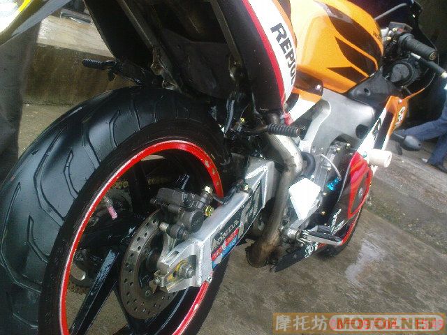[原创]广州花都8500元卖CBR250RR   MC22