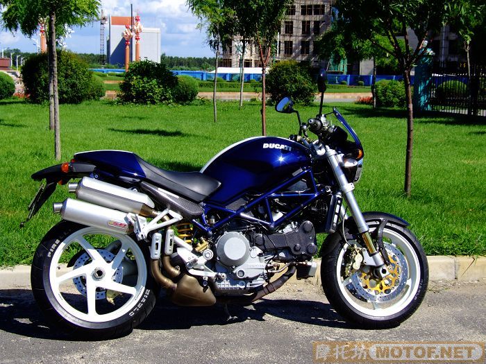 出售 DUCATI S4R