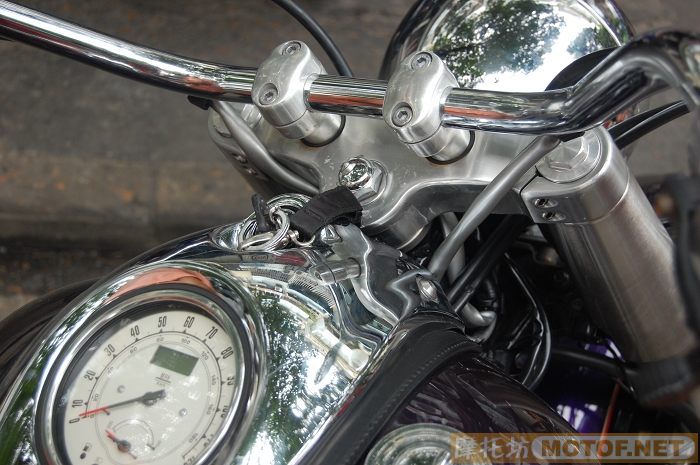 出01年YAMAHA太子1600