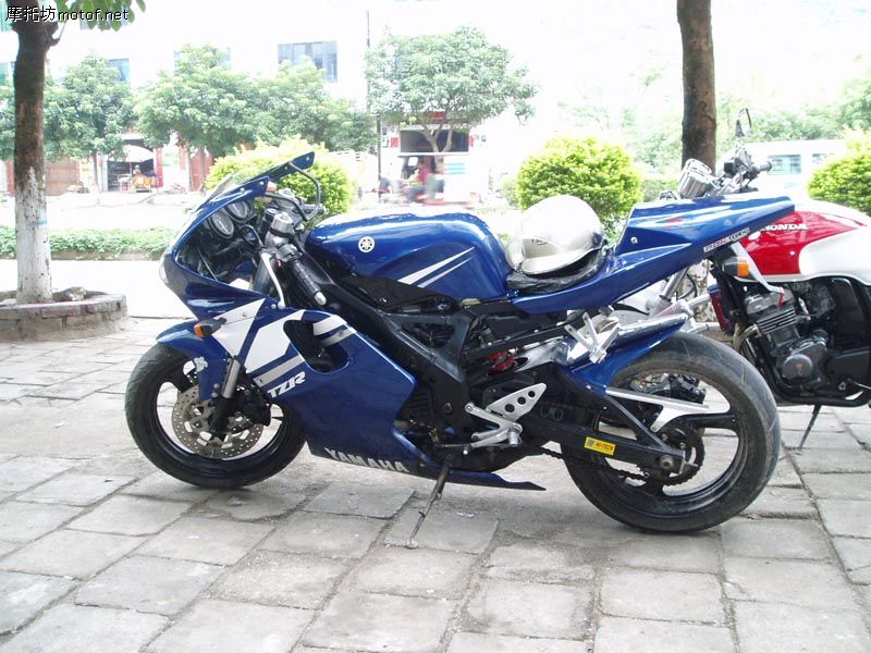 R9TgiiOq.jpg