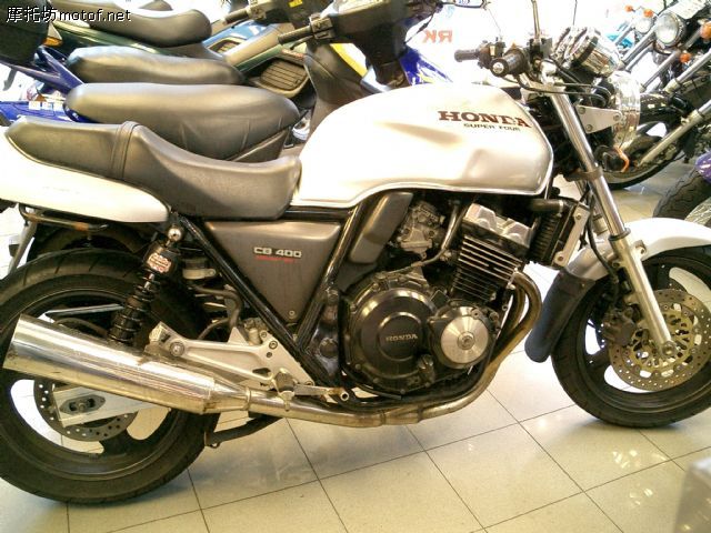 p1pLONMG.jpg