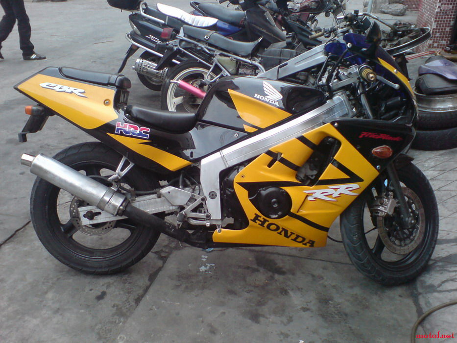 DSC00015.JPG