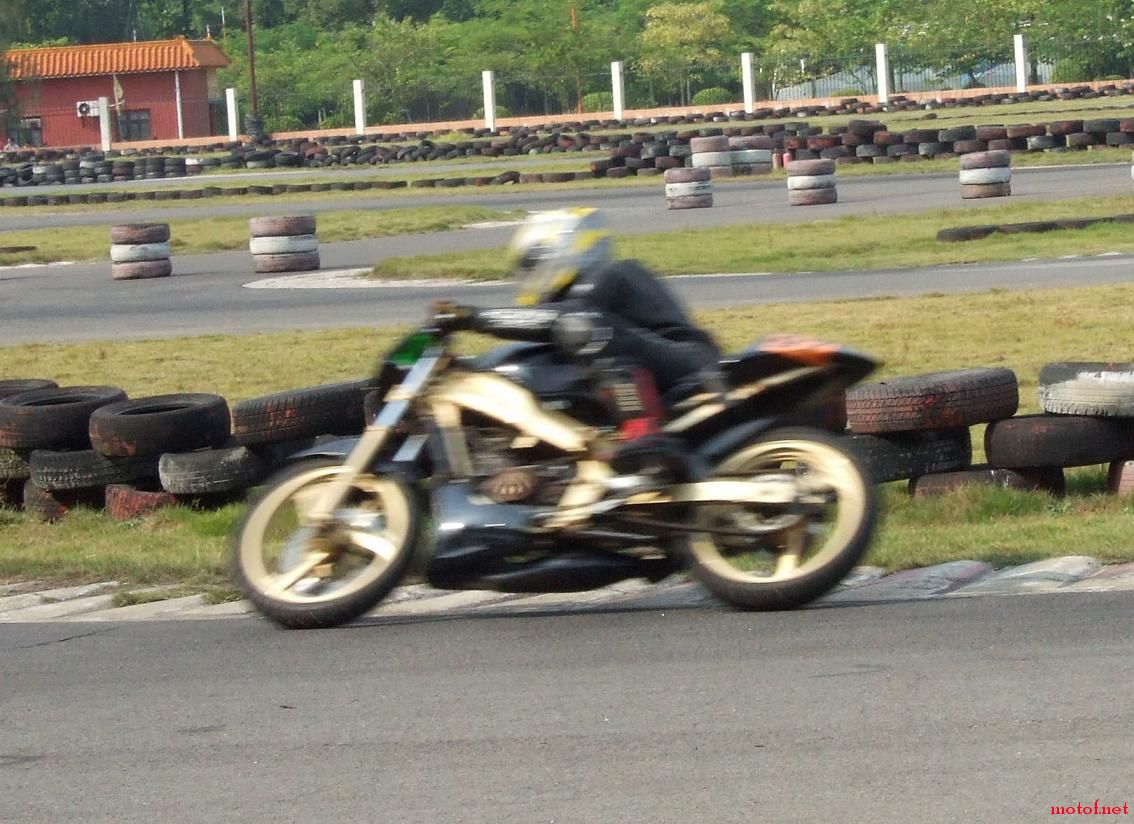 DSCF1442.jpg