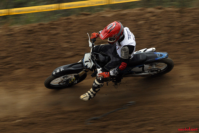 2008114106980478.jpg