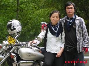 调整大小 广州的RF400R和他的MM.幸福的一对!.jpg