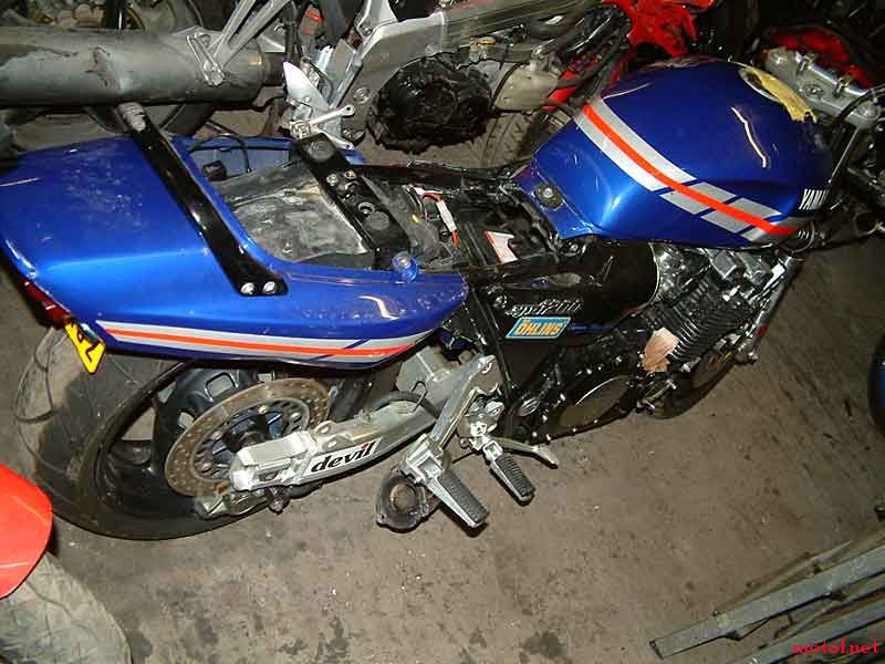 xjr12001300.jpg
