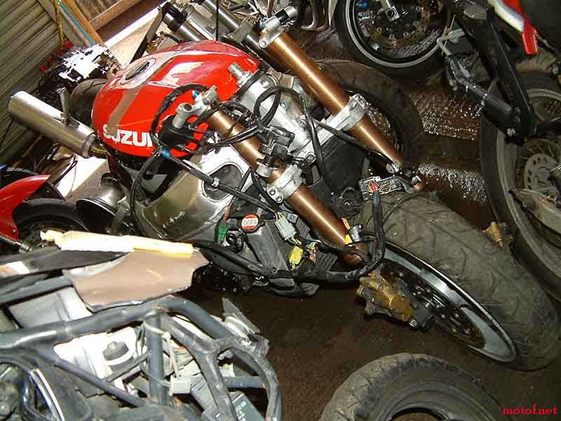 gsxr1000-k1k2.jpg