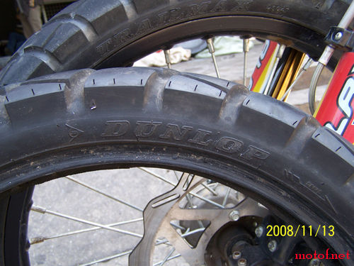 。DUNLOP4.10-18（9成新）￥200.jpg