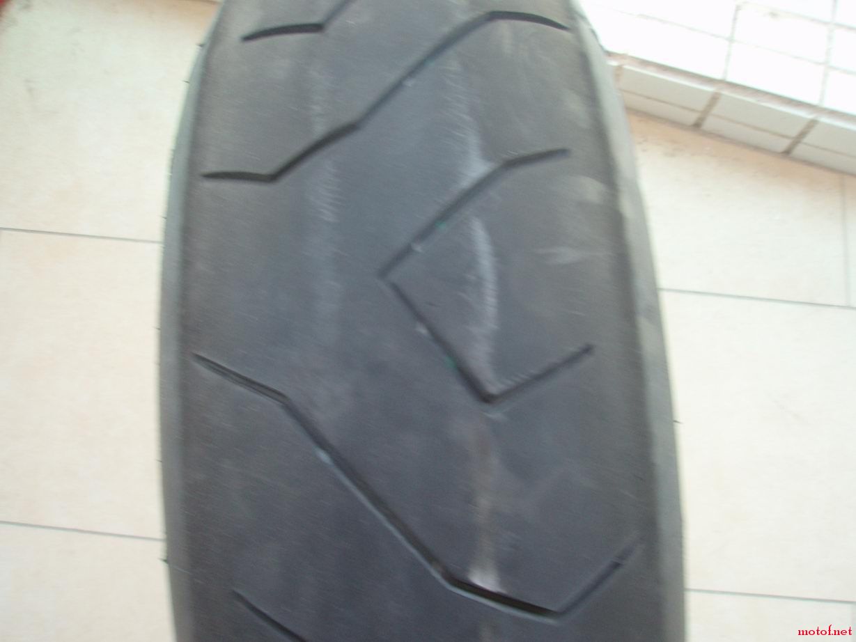 PB139325.JPG