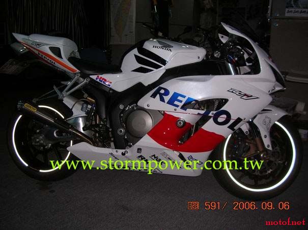 gs1000rr.jpg