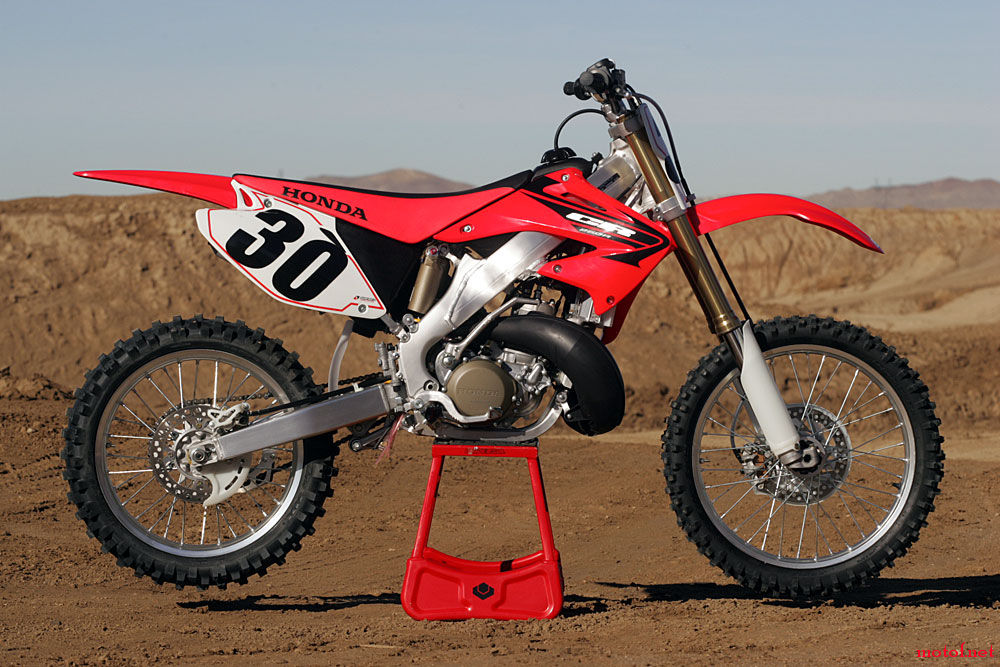 cr250-2.jpg