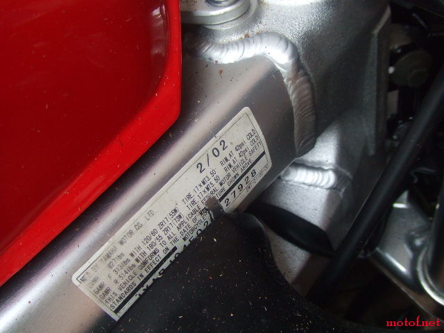 R6开箱+遥控车视频 004.jpg