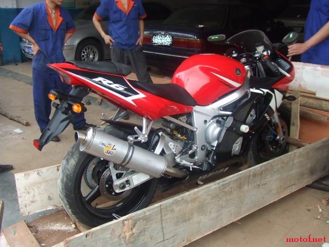 R6开箱+遥控车视频 001.jpg