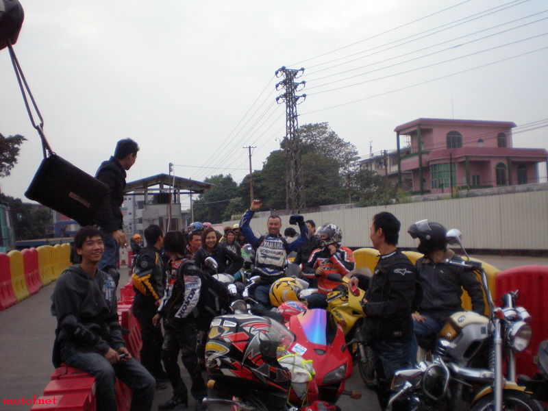 PB230208.jpg