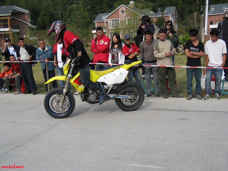 20081125_6a98c3b23bb01a5a4a02s3q8BO5EpsZM.jpg