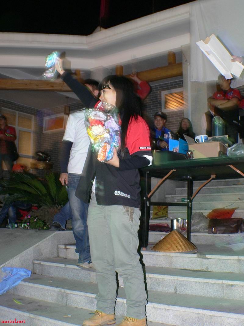 旋转 P1110084.JPG