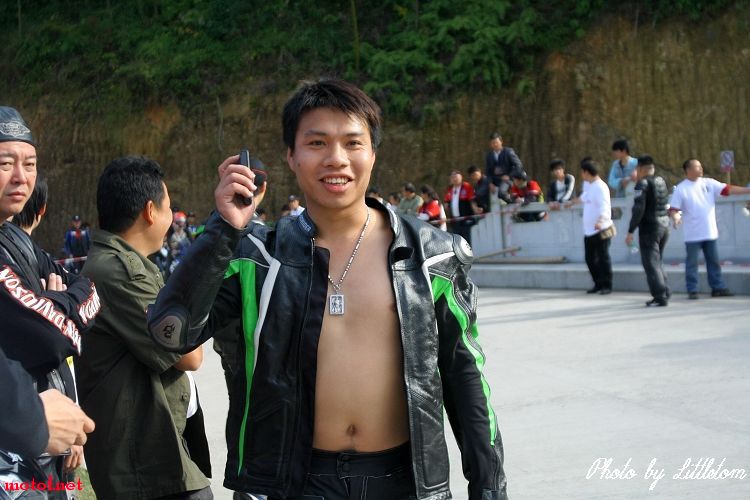 103.jpg